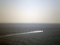 Вид на Саудовскую Аравию(корабли уже в ихних водах стоят территориальных)