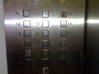 А люди то всерьез верят в суеверия.Где 13-й этаж?
