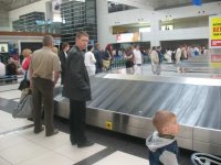Аэропорт Анталии (ждем багаж)