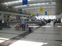 Аэропорт Анталии (все чисто и убрано)